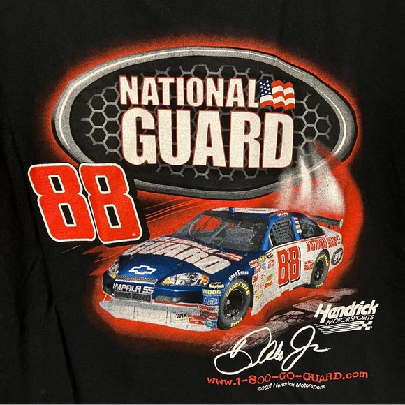 2007 Dale Earnhardt Jr. National Guard 88 Hendricks NASCAR Tee - Picture 3 of 6